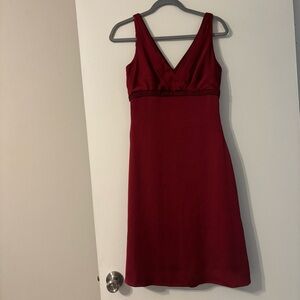 Elegant Burgundy Sleeveless V Neck Dress